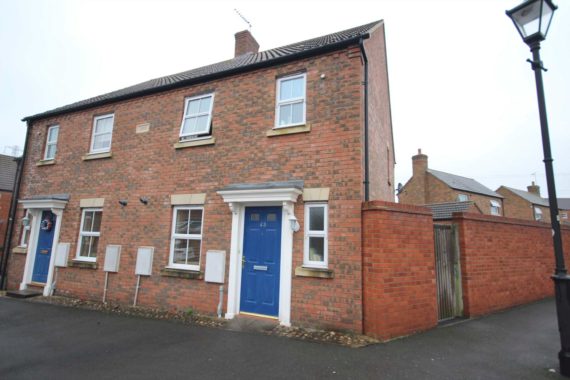 3 Bedroom Semi-Detac...